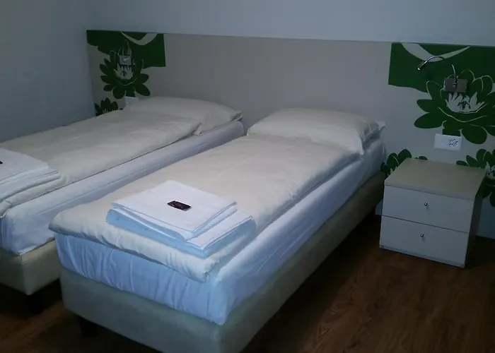 Ristorante Stazione Con Monteceneri