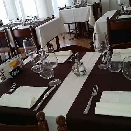 Hotel Ristorante Stazione Con Alloggio 3*
