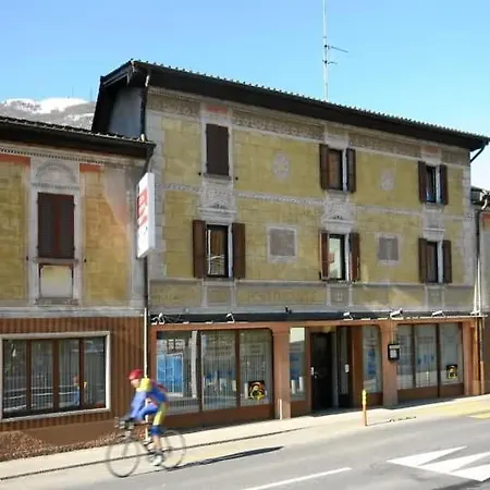 Ristorante Stazione Con Alloggio 3* Monteceneri